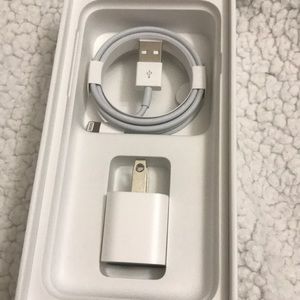 Apple I-phone charger.